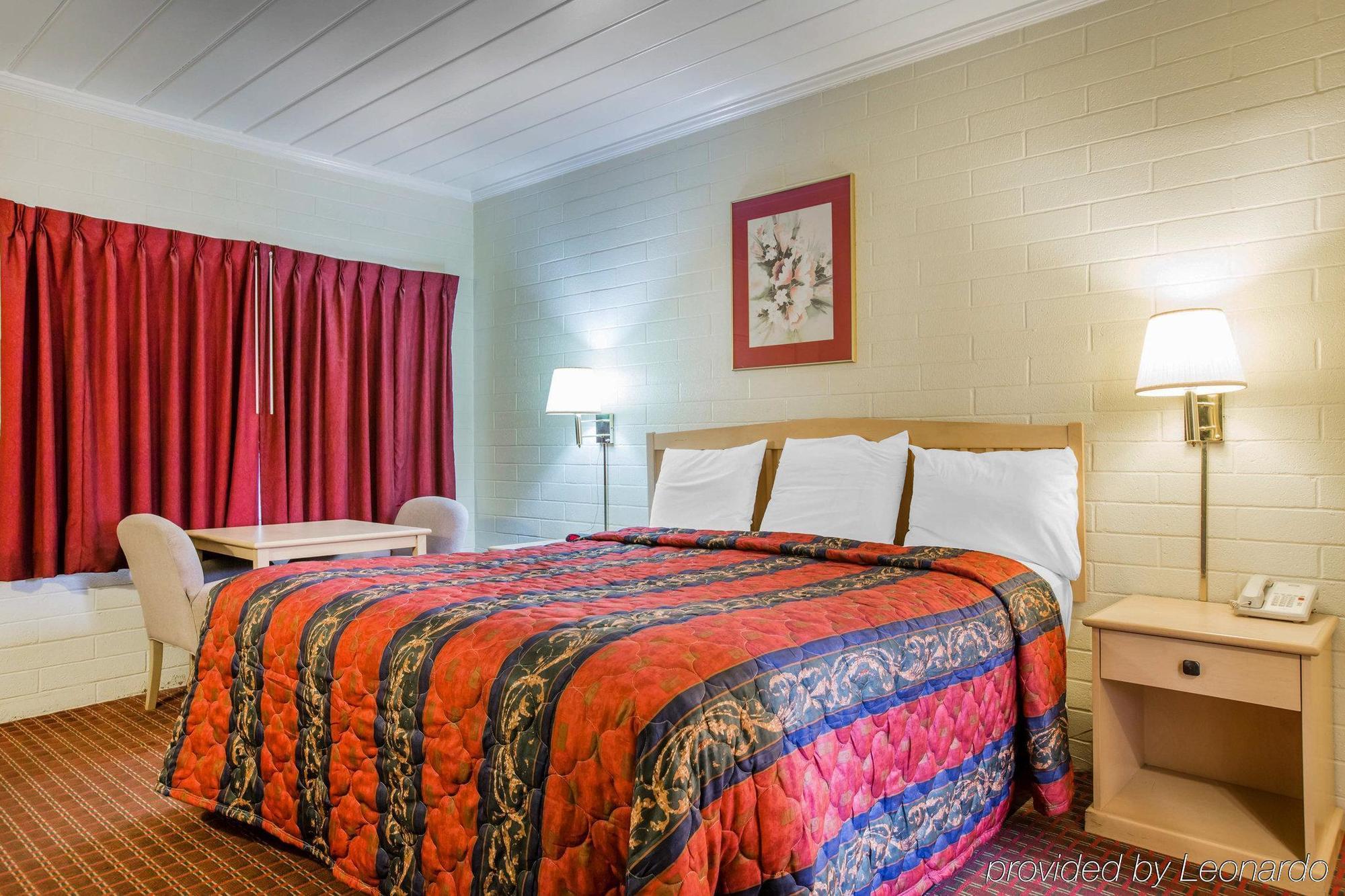 Jefferson Inn 怀里卡 外观 照片