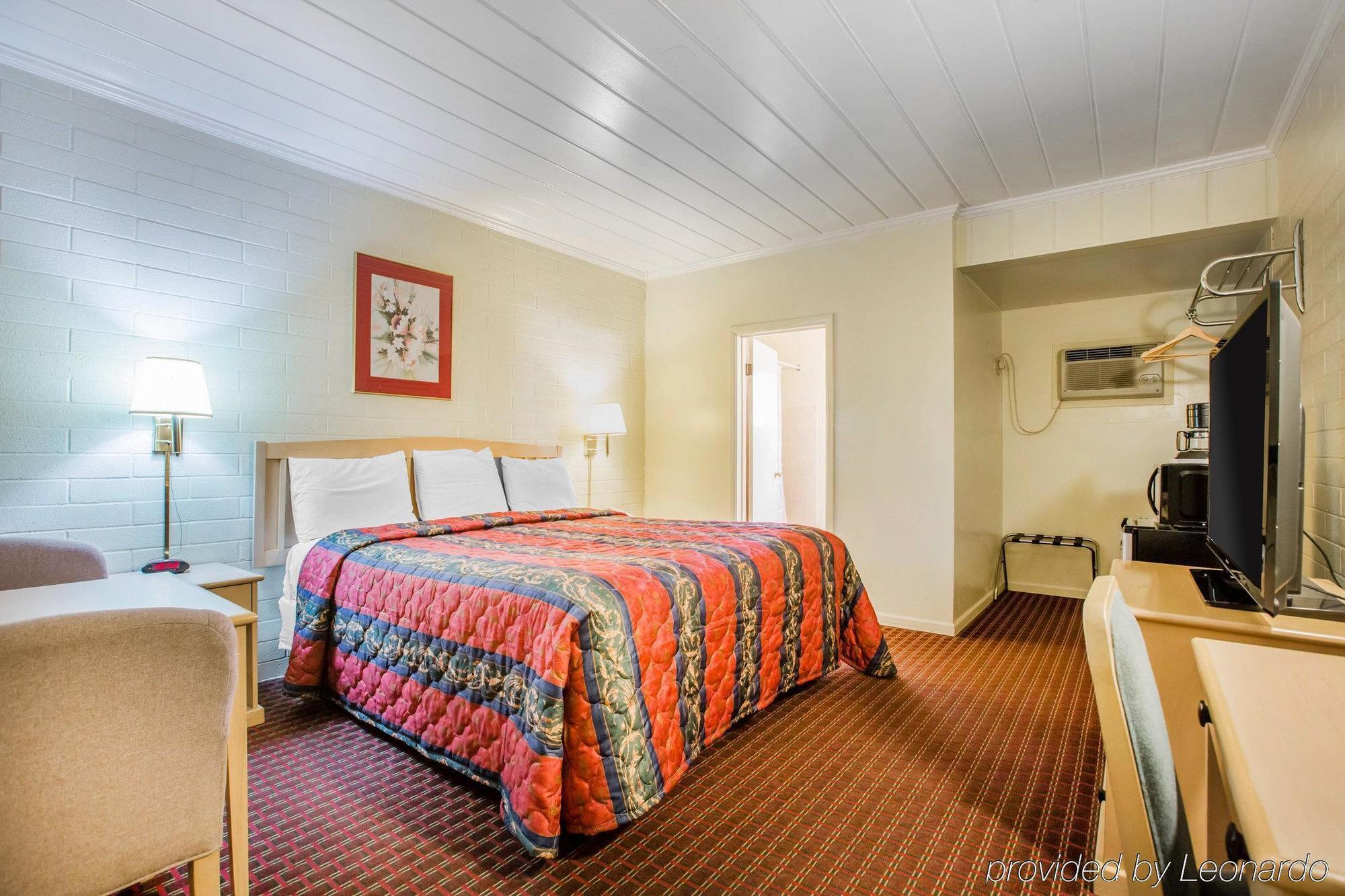 Jefferson Inn 怀里卡 外观 照片