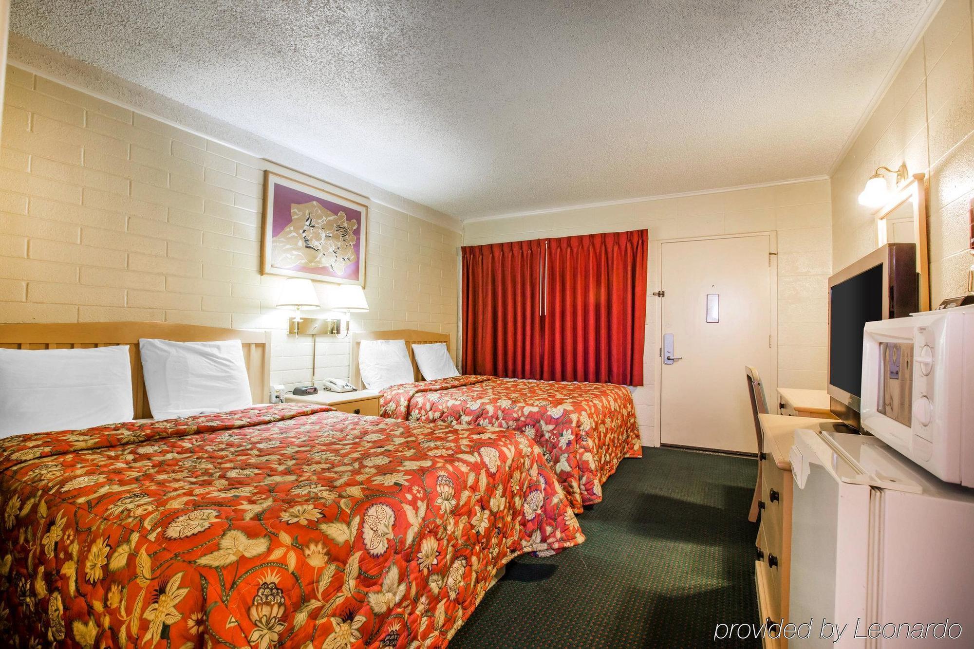 Jefferson Inn 怀里卡 外观 照片