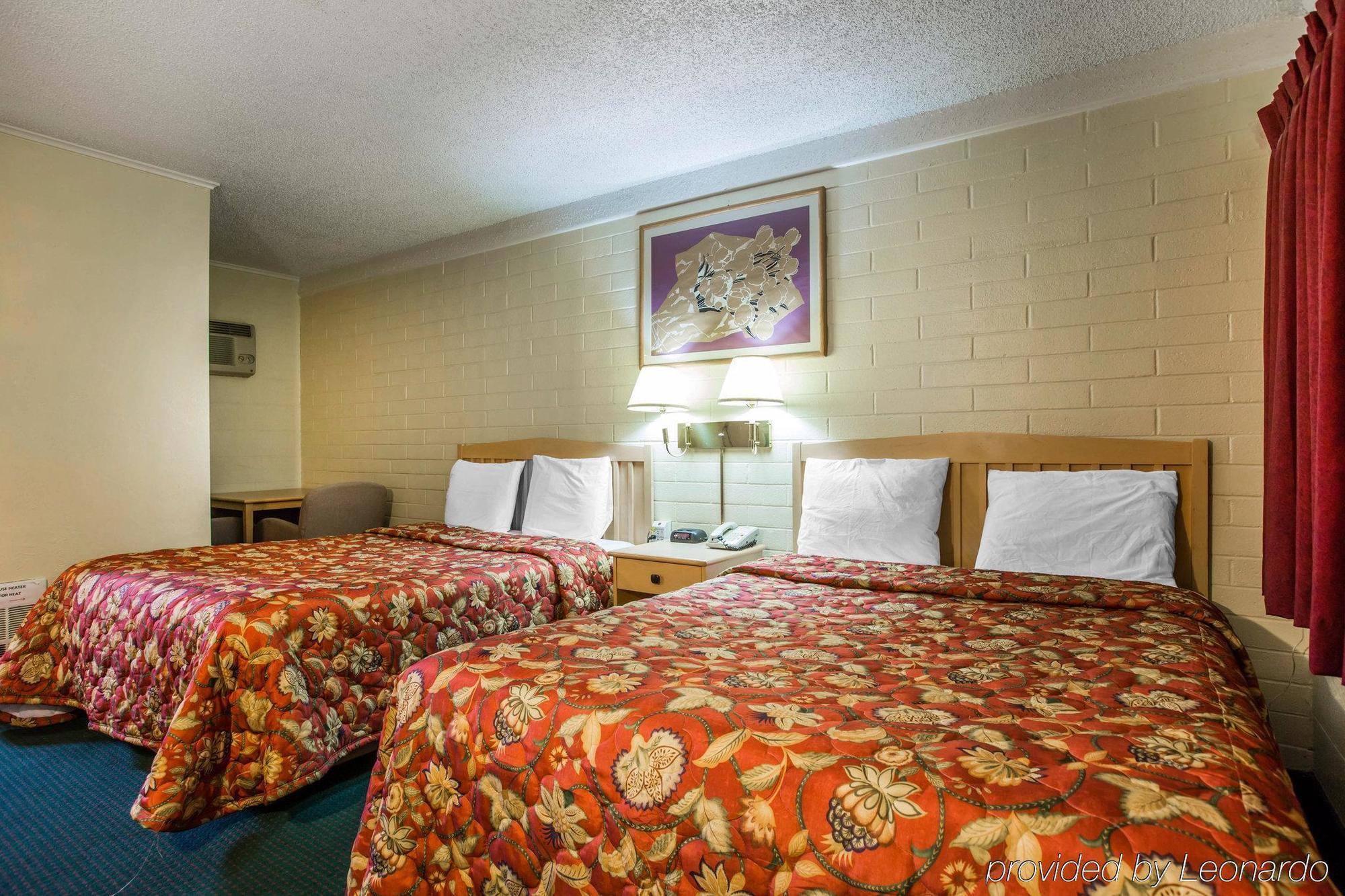 Jefferson Inn 怀里卡 外观 照片