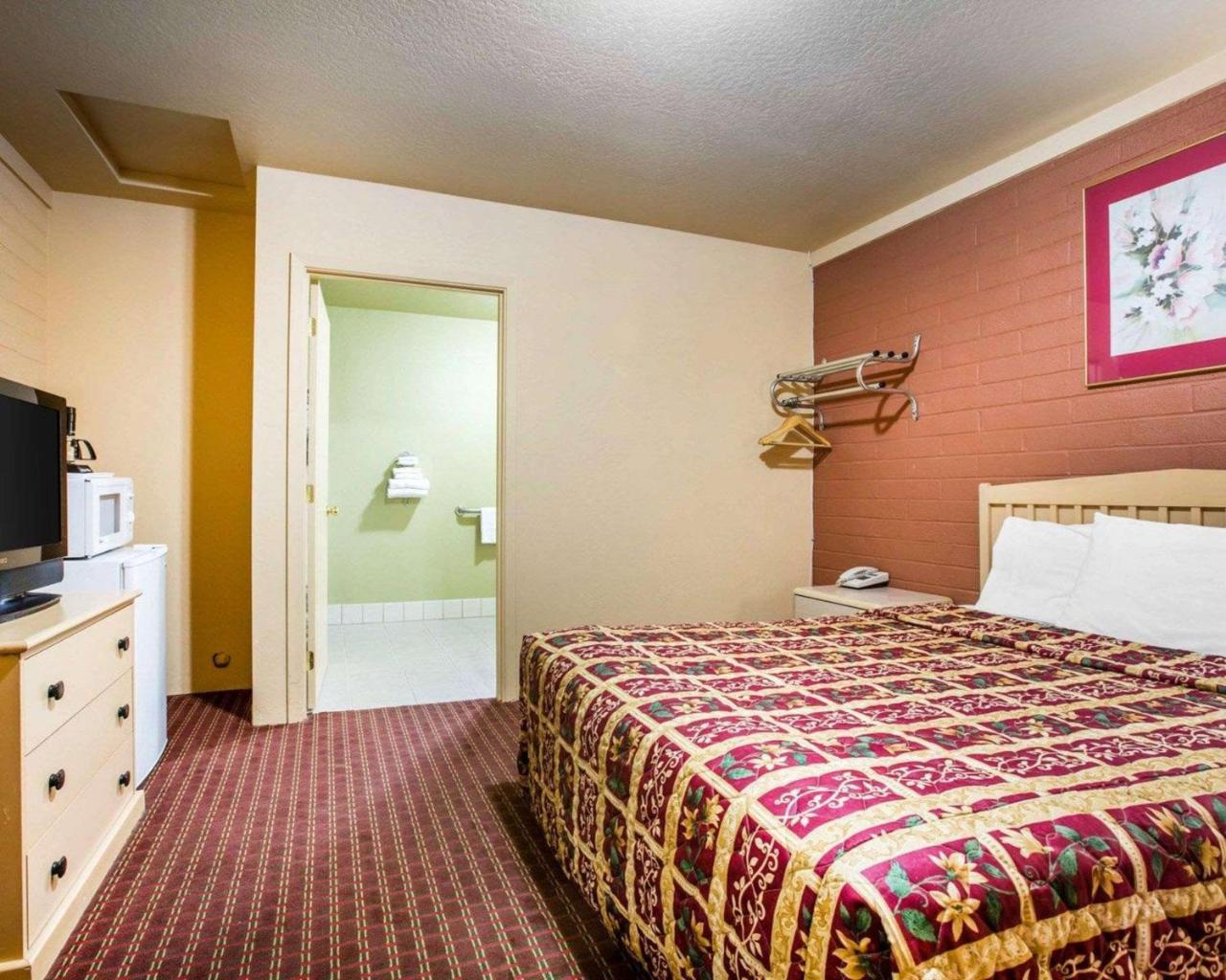Jefferson Inn 怀里卡 外观 照片