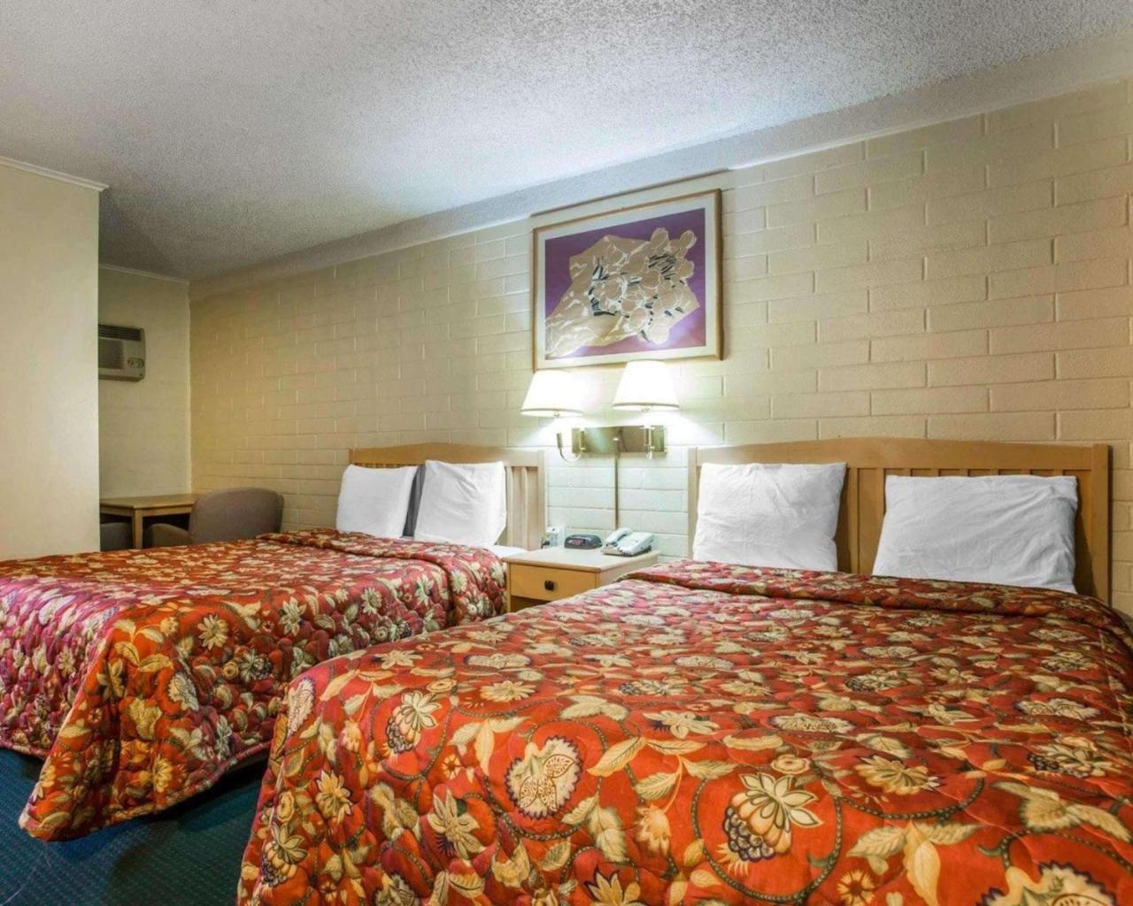 Jefferson Inn 怀里卡 外观 照片
